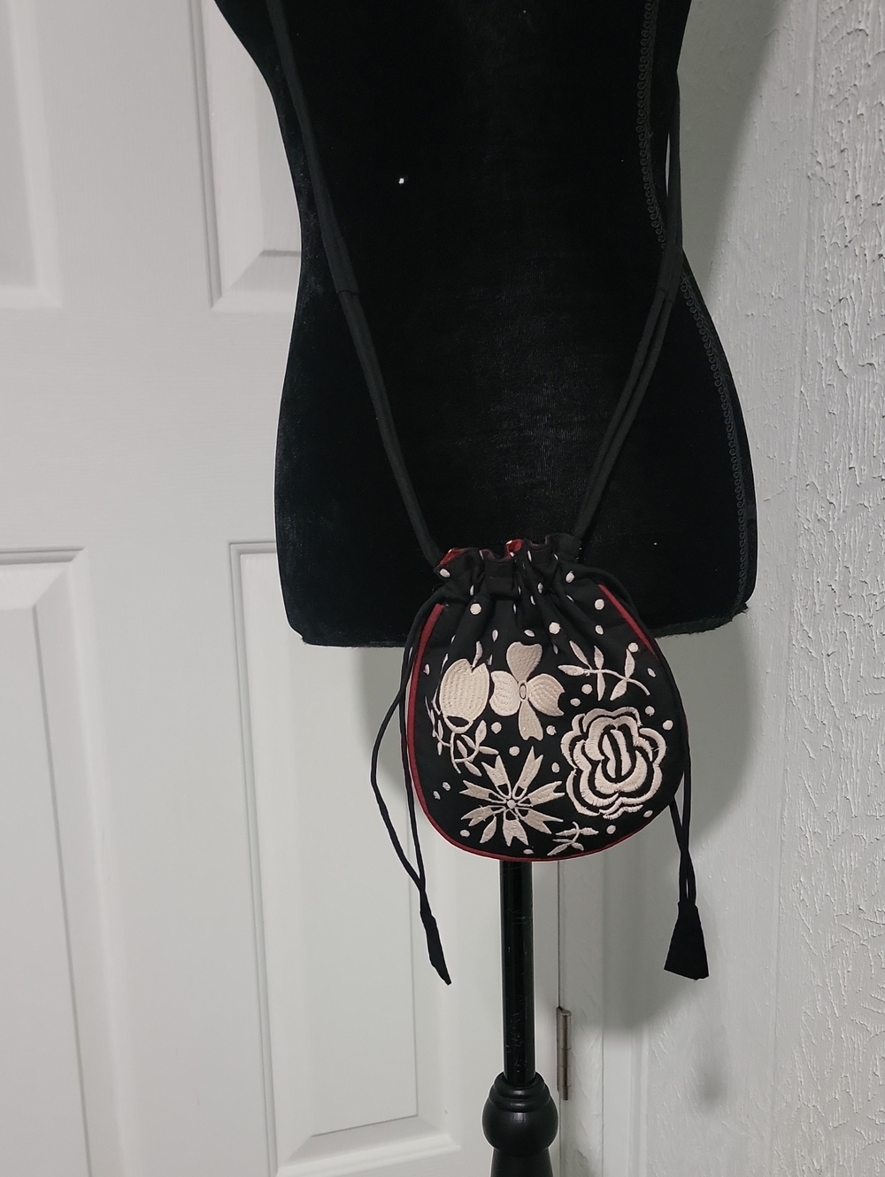Gudrun Sjoden Mini Drawstring Crossbody Bag Embroidered 100% Organic Cotton